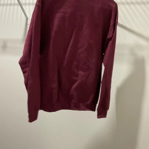 Beetlejuice Maroon Sweatshirt - Picture 5 of 6